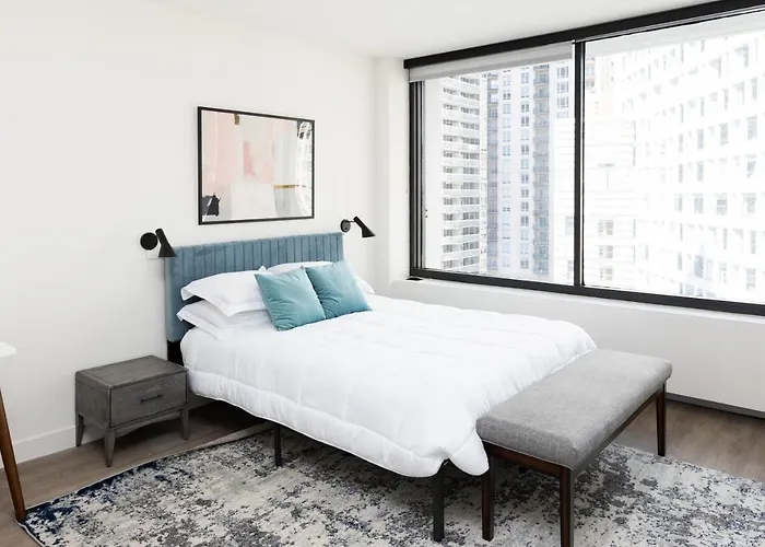 21 East - Chic Dt Apts With Rooftop By Zencity Aparthotel *