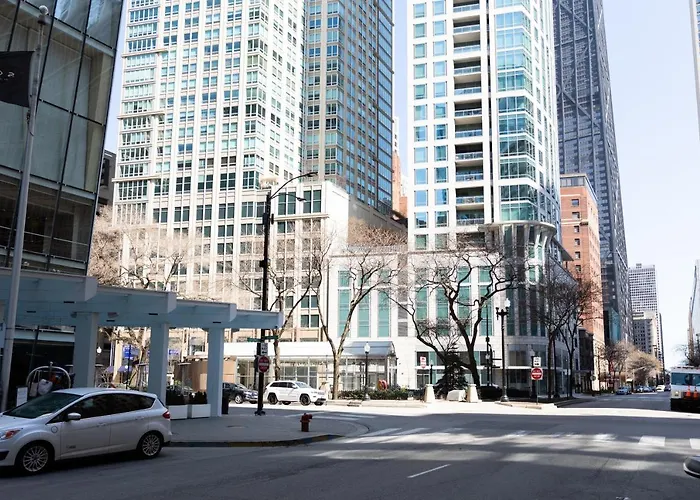 21 East - Chic Dt Apts With Rooftop By Zencity Aparthotel *