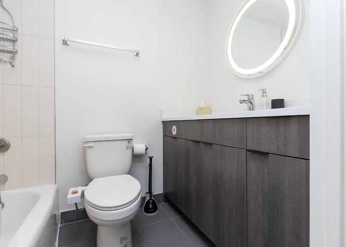 Aparthotel 21 East - Chic Dt Apts With Rooftop By Zencity