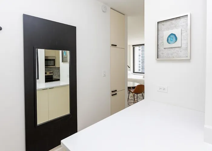 Aparthotel 21 East - Chic Dt Apts With Rooftop By Zencity Chicago