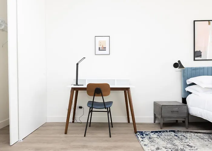 21 East - Chic Dt Apts With Rooftop By Zencity *