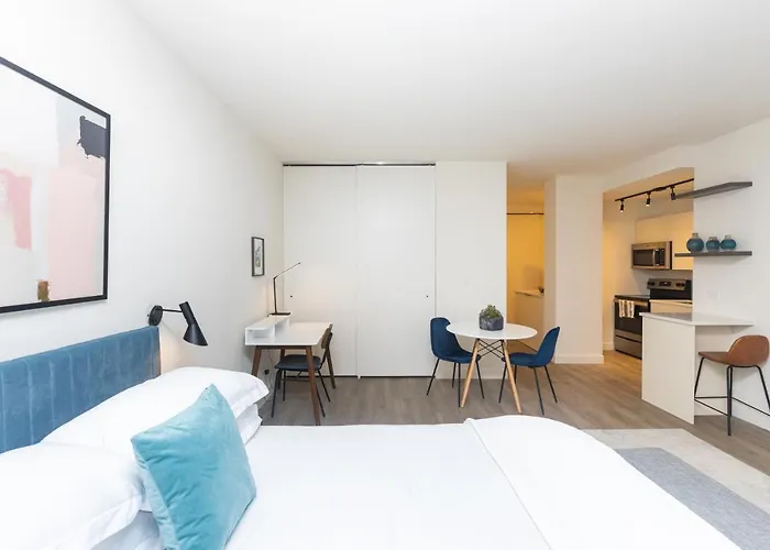 21 East - Chic Dt Apts With Rooftop By Zencity Aparthotel Chicago