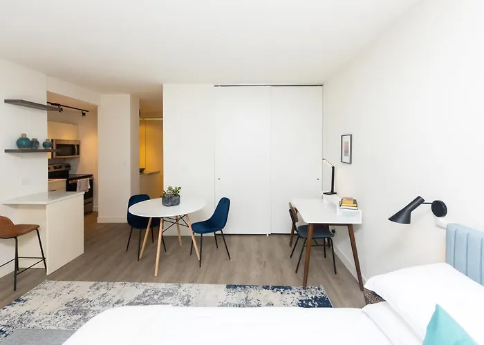 21 East - Chic Dt Apts With Rooftop By Zencity * Chicago