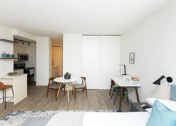 Aparthotel 21 East - Chic Dt Apts With Rooftop By Zencity Chicago