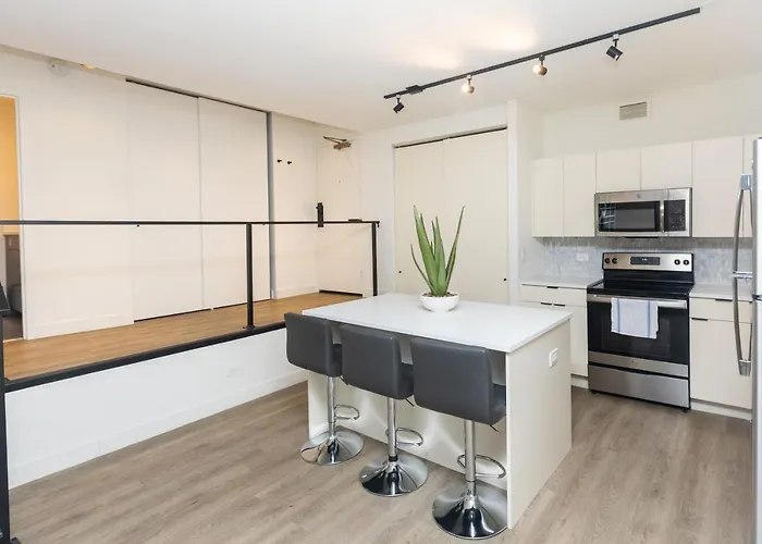 21 East - Chic Dt Apts With Rooftop By Zencity Aparthotel *