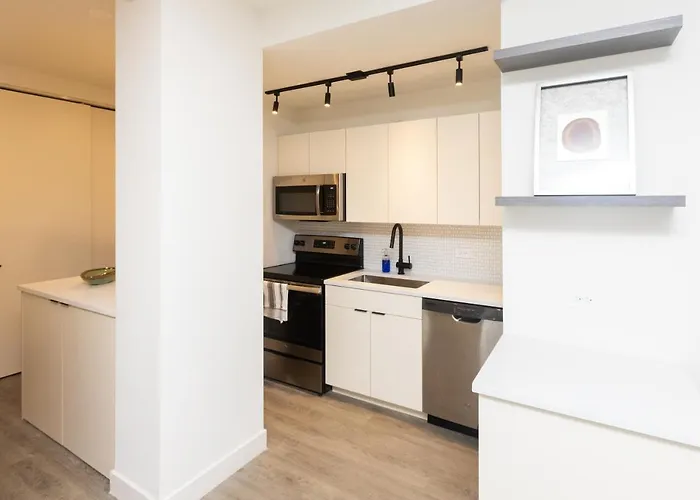 Aparthotel 21 East - Chic Dt Apts With Rooftop By Zencity Chicago